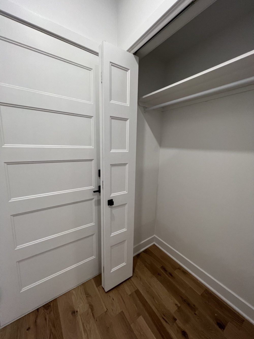 Shillerlavy Appartement Neuf De 2 Chambres A Louer A St Henri Avec Terrasse Commune